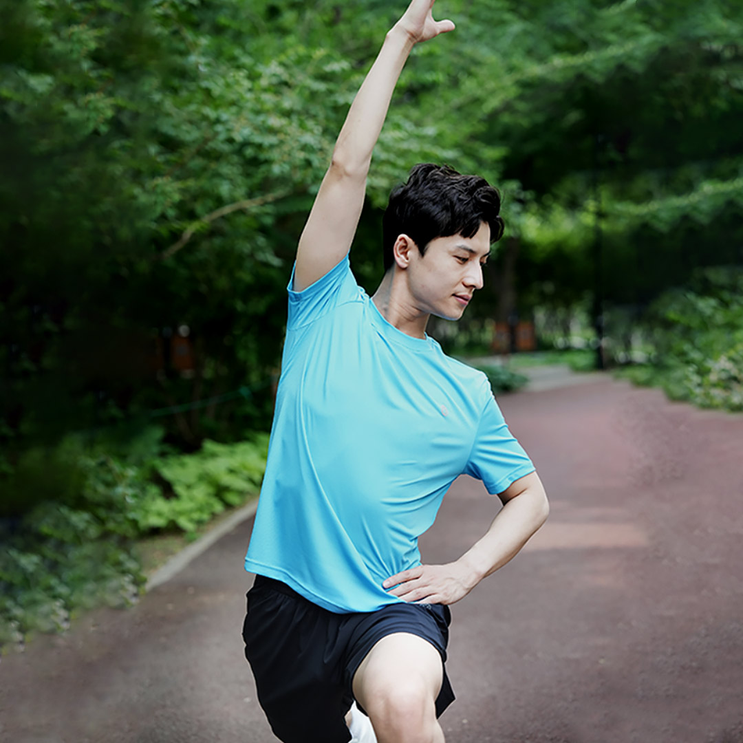 必迈跑步圆领速干短袖T恤