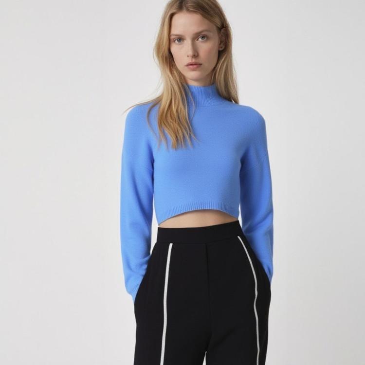 女士优雅纯色半高领宽松短款柔软毛衣