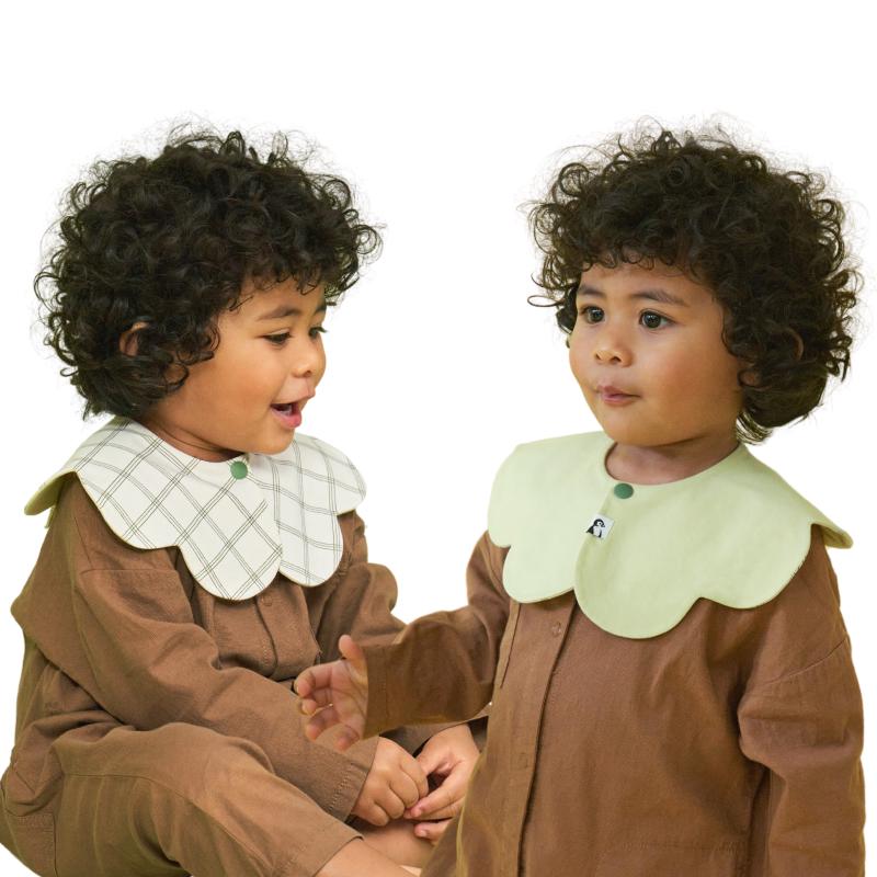 Konny双面双色口水巾新生儿辅食围嘴婴儿花瓣围脖口水兜假领子