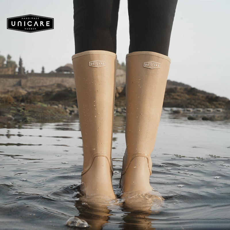 UNICARE雨靴女时尚款外穿 高筒防水防滑雨鞋 街边户外长筒涉水鞋