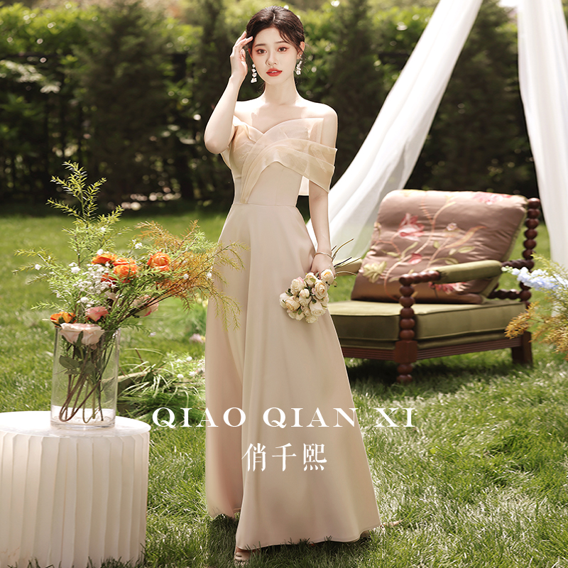 缎面伴娘服2025新款夏季香槟色高级感气质小众小个子姐妹团连衣裙