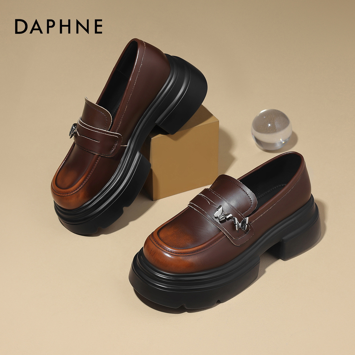 达芙妮女时尚单鞋休闲鞋秋冬百搭气质乐福单鞋玛丽珍鞋工作鞋