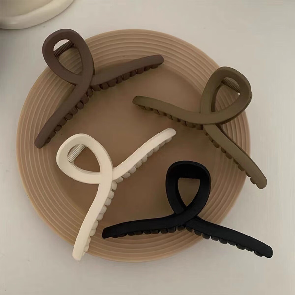 SAHANE 佐羽【11CM】磨砂鲨鱼夹发卡气质盘发抓夹发夹女后脑勺头发夹 磨砂卡其【11CM】