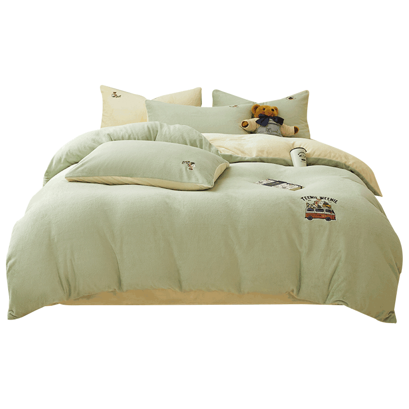 TEENIE WEENIE小熊牛奶绒四件套清新纯色法兰绒珊瑚绒被套床单床上用品套件 (A02)-草绿＋奶昔黄 0.9/1.2m床单三件套-被套150*200