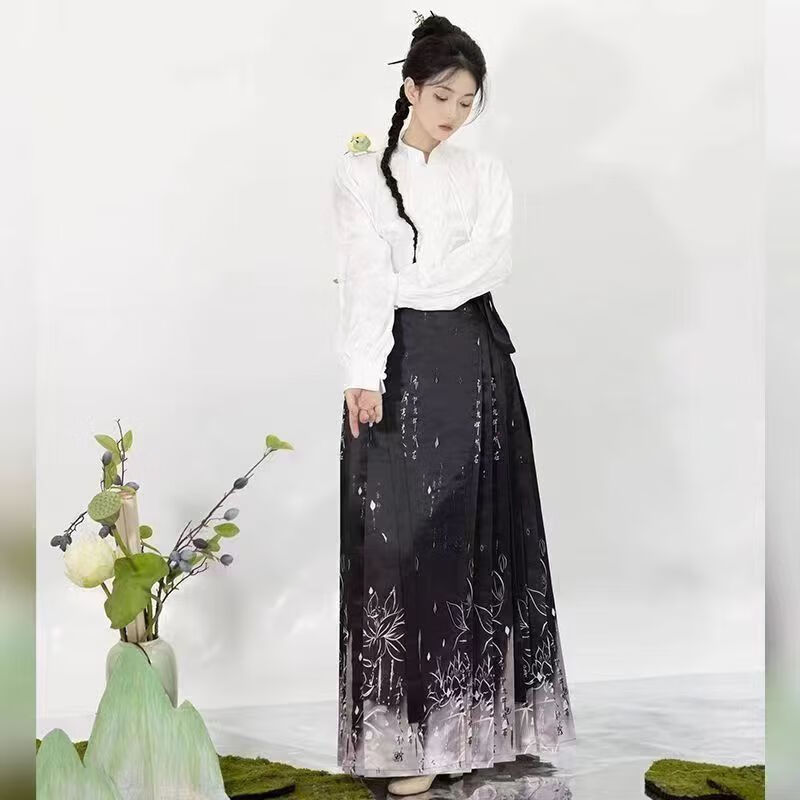 督型新中式明制汉服成人男女情侣中国风飞机袖马面裙全套中国风裙子