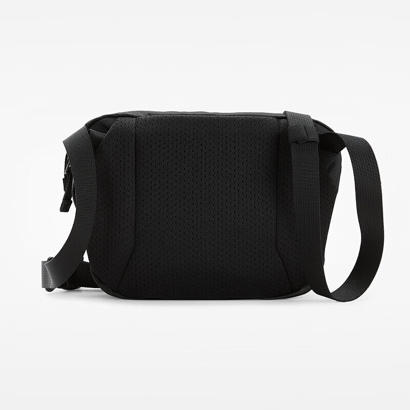 始祖鸟（ARC'TERYX）MANTIS 1 户外多用途 男女同款胸腰包可斜挎Z奢侈品潮牌