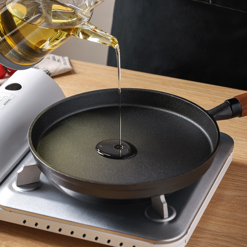 川岛屋铸铁平底锅不粘锅家用无涂层牛排煎锅早餐煎鸡蛋烙饼锅