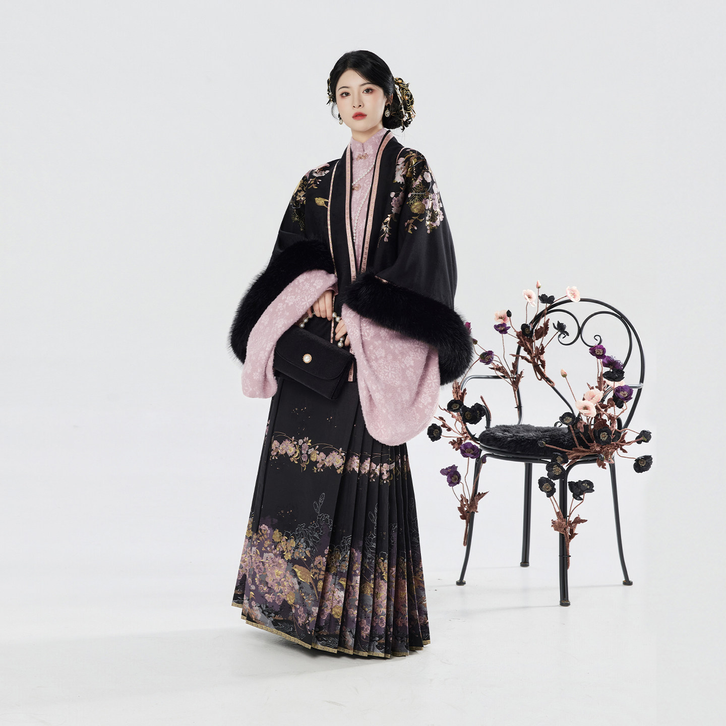 织造司原创明制汉服对襟披袄立领琵琶袖马面裙冬季套装