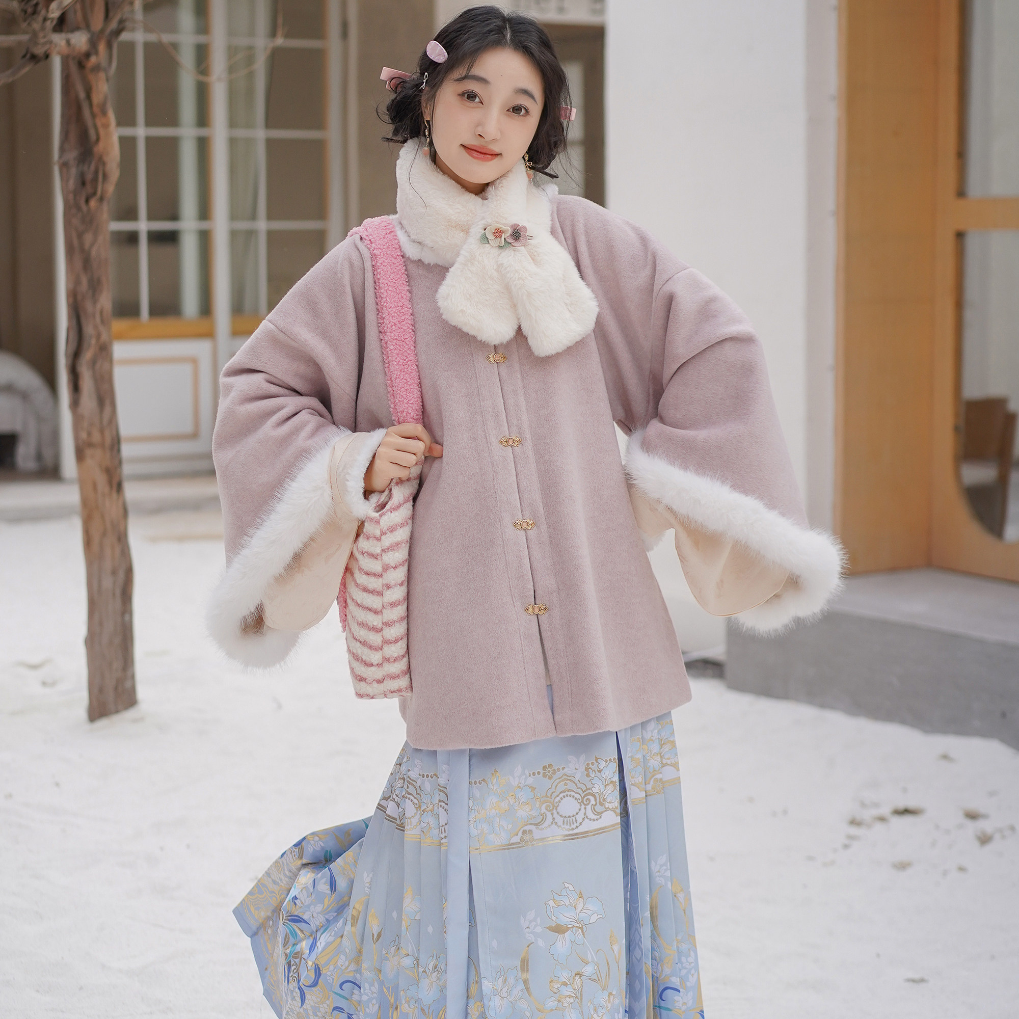 素羽华裳春雪 明制汉服女昭君袄毛呢 仿妆花马面裙加厚秋冬装