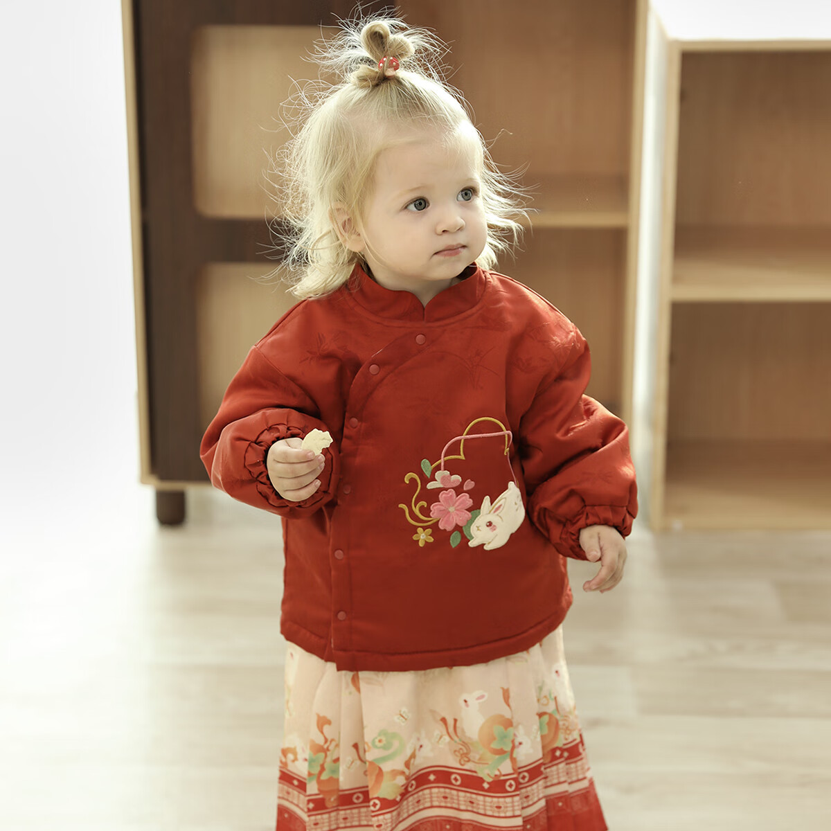 巴厘小猪女童马面裙套装国风新年拜年服冬季夹棉加厚保暖女宝宝周岁礼服 釉红 釉红 100 cm