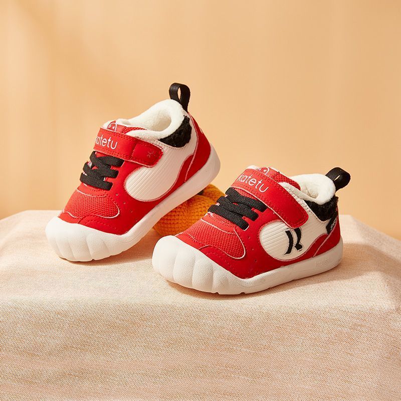 卡特兔0-1岁学步鞋女宝宝秋冬婴儿软底儿童室内鞋
