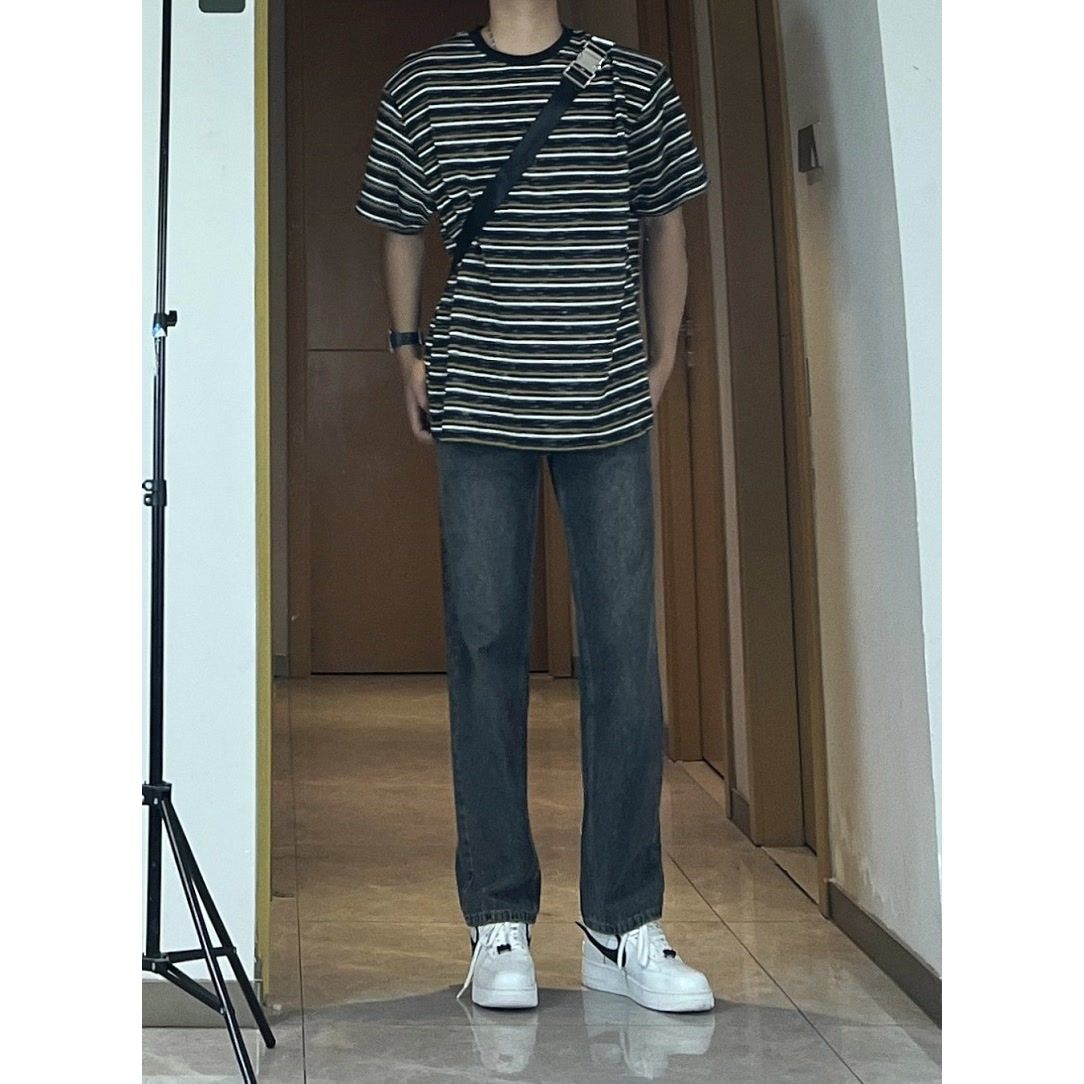 韩版简约水洗磨白做旧百搭微喇牛仔裤版型好穿不挑腿型男女同款