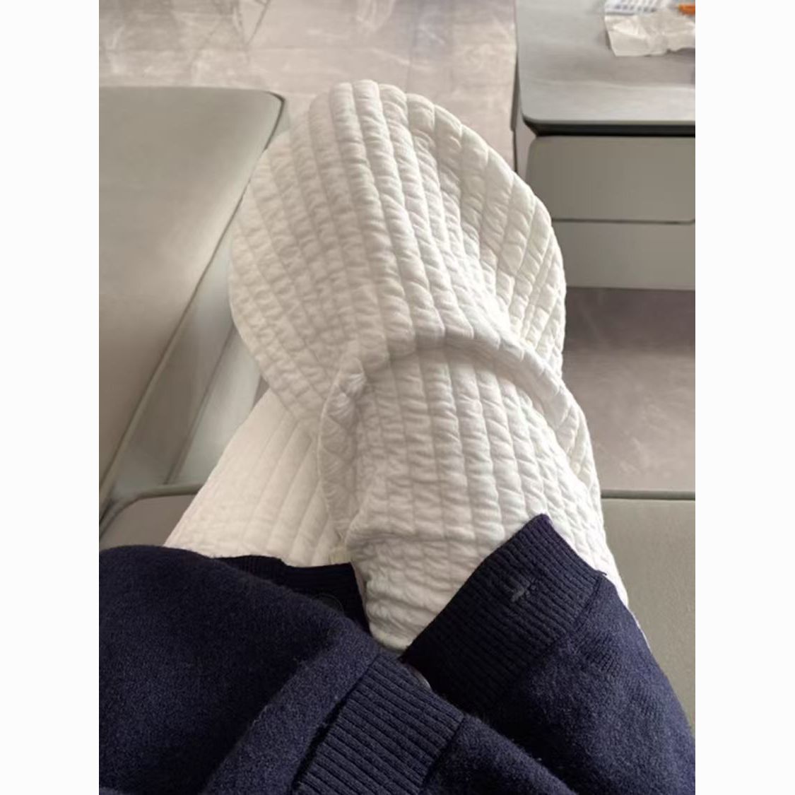 白色阔腿裤子女秋冬季高腰宽松竖条纹休闲百搭慵懒直筒裤女潮