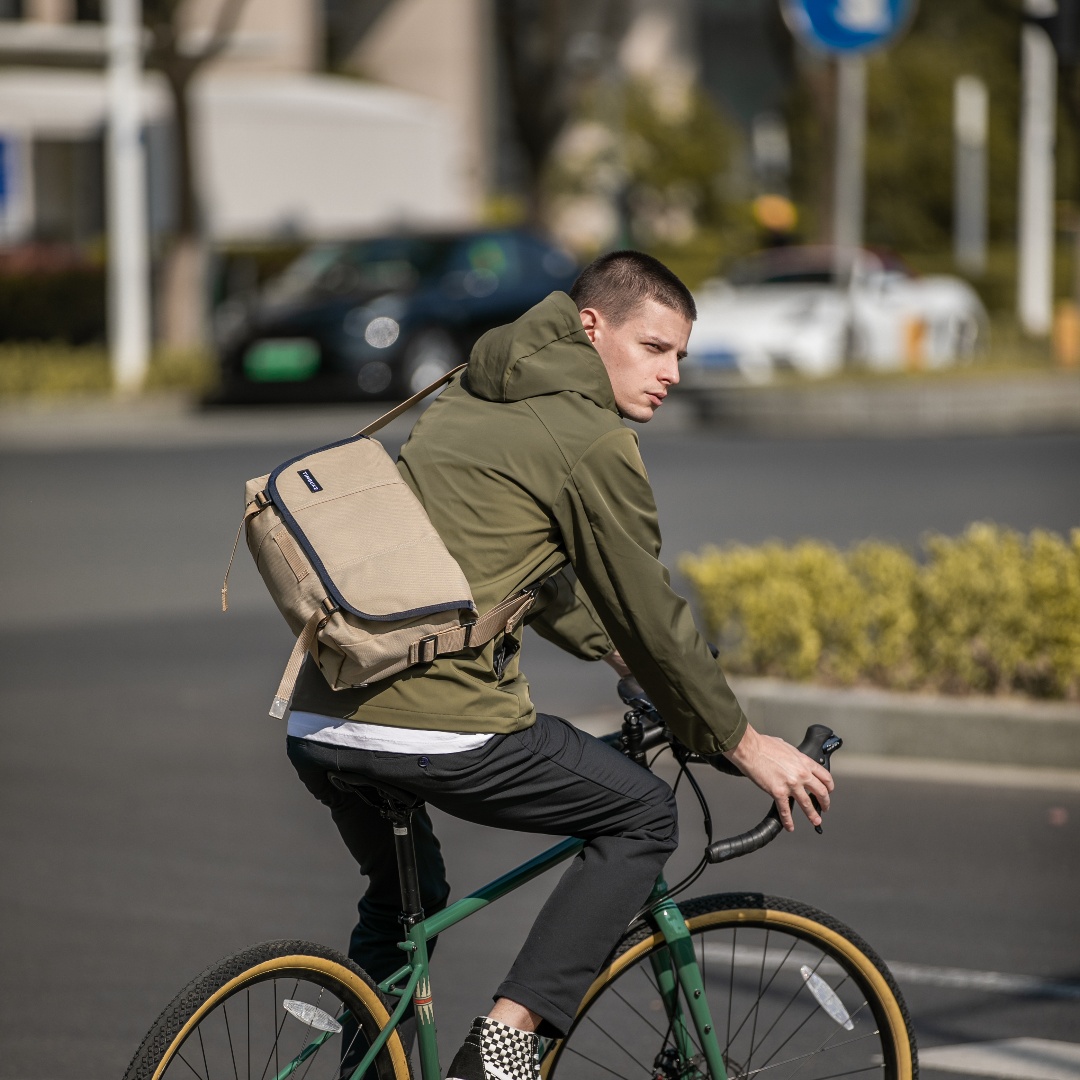 Timbuk2 天霸 Classic 男士邮差包 TKB1108