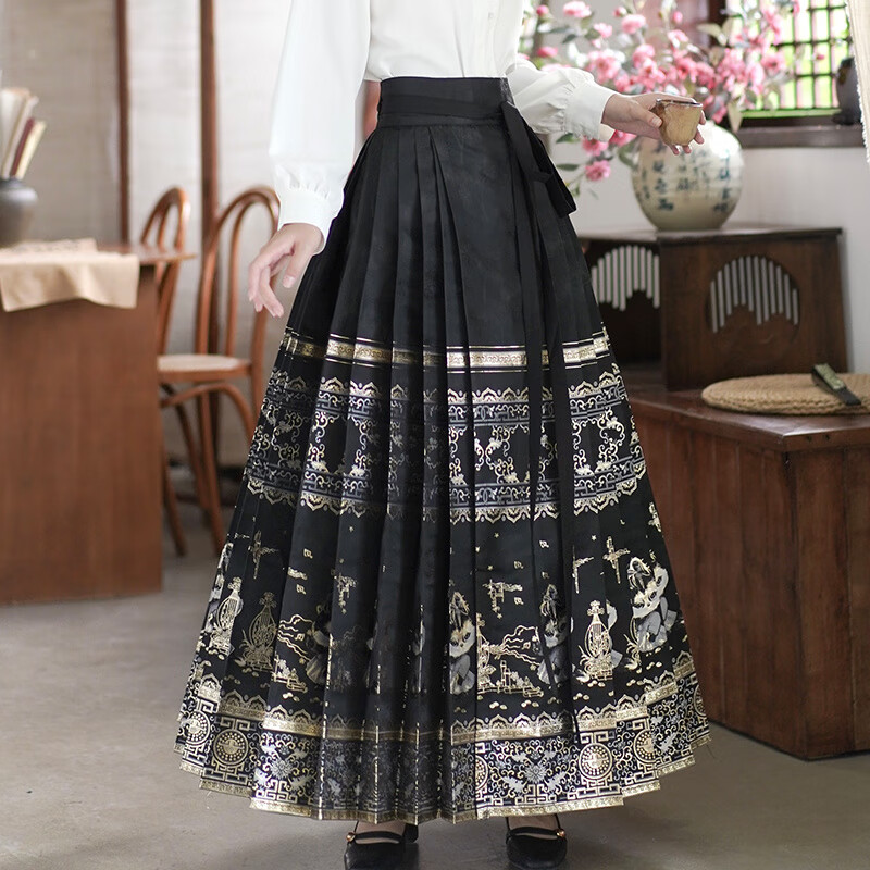  闻莺燕 织金刺绣 女士汉服套装