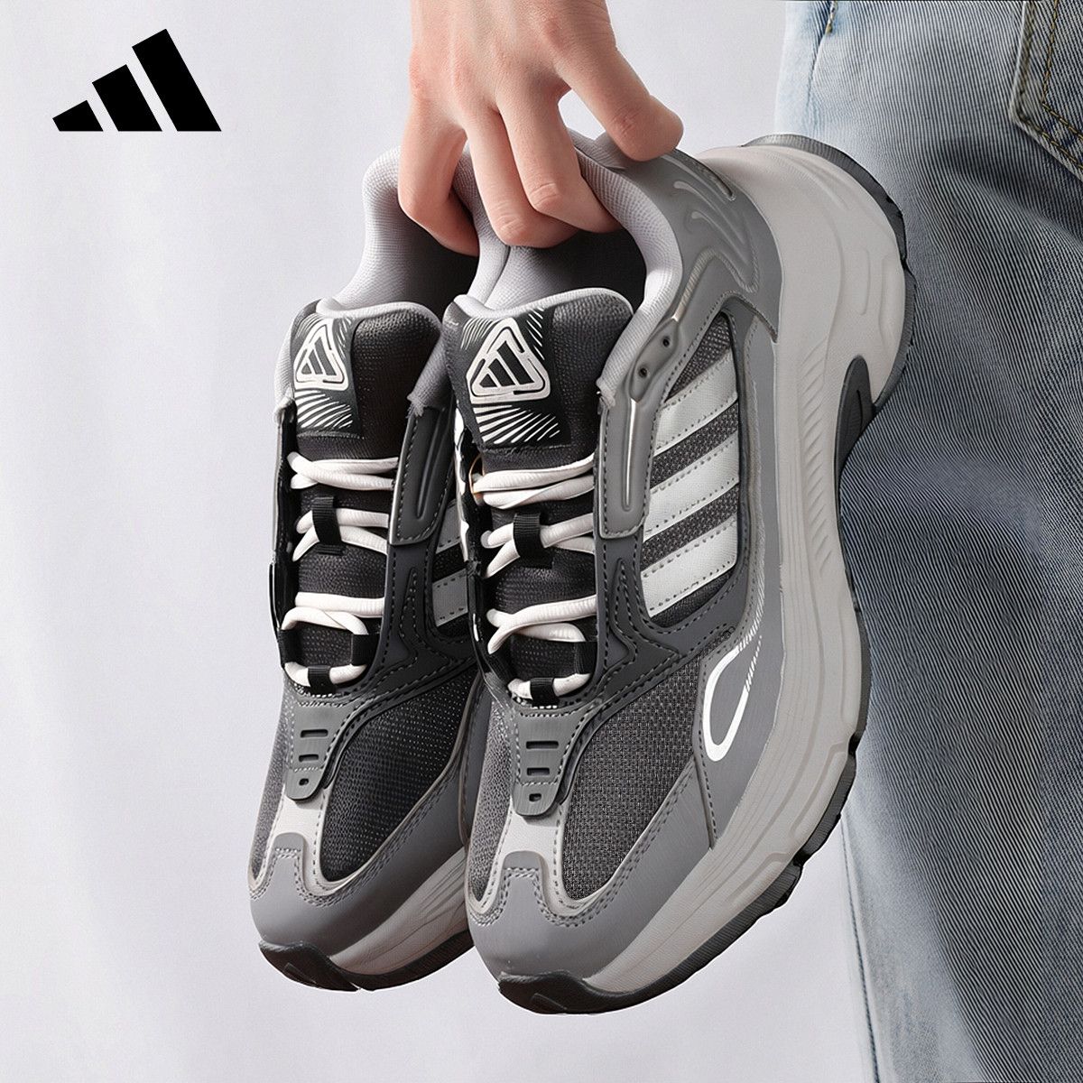  adidas/阿迪达斯 轻便 男士休闲鞋