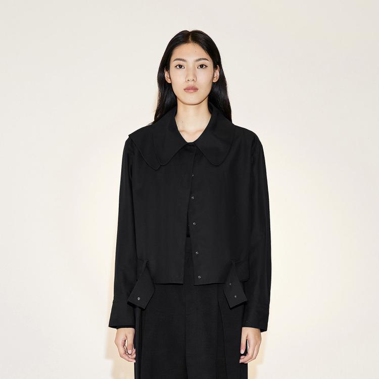  LESS 时尚翻领 女士夹克