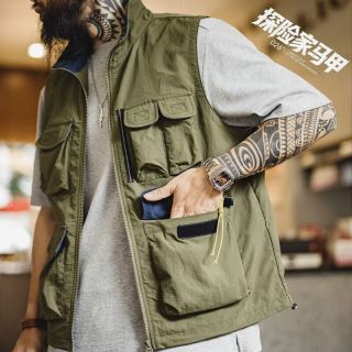 马登 探险家军绿色马甲TH2601054