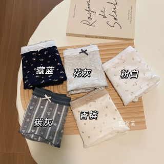 FOURDATRY 纯棉小碎花少女内裤女复古清新印花10A加长纯棉裆纯棉三角裤