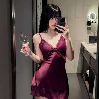 FOURDATRY 紫色性感镂空睡衣女冰丝蕾丝纯欲吊带胸垫睡裙袍家居服套装