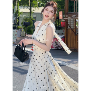 法式复古波点印花挂脖连衣裙 女 海边度假氛围感性感气质露背沙滩裙