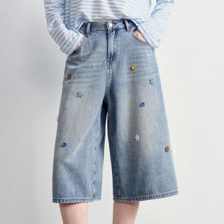 初语 焦点牛仔牛仔裤女2026夏季新款彩虹豆纽扣高腰阔腿裤七分裤