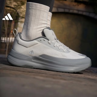 adidas 正品运动鞋男鞋夏季新款休闲鞋网面透气跑步鞋