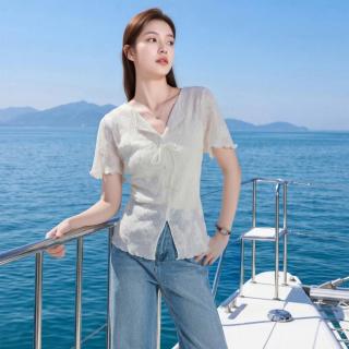 三彩 2026夏季新款肌理感蕾丝小衫上衣显瘦浪漫大码