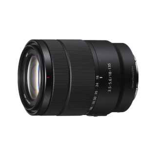 索尼 E 18-135mm F3.5-5.6 OSS APS-C画幅中远摄变焦镜头 (SEL18135)