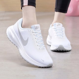 NIKE HJ8485-101 女款跑步鞋