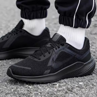 NIKE REVOLUTION 8 男款跑步鞋 DD0204-003