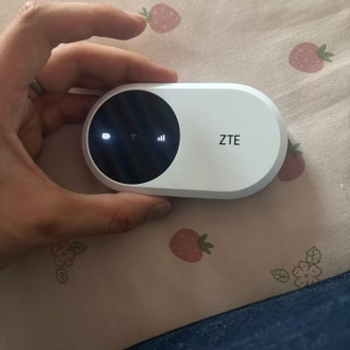 中兴 U10S Pro 4G 移动路由器 229Mbps Wi-Fi 6 蓝色