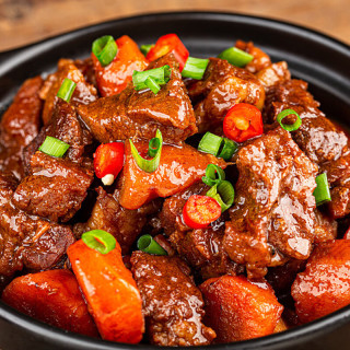 康新牧场 大块加热即食牛肉方便快捷 红烧牛腩200g*3袋+筋头巴脑500g*2袋