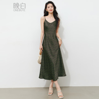 晚白 法式印花 缎感 垂顺吊带裙