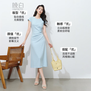 PLUS会员：晚白 设计感冰丝棉 连衣裙