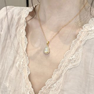 金红宝石四叶草项链*1条