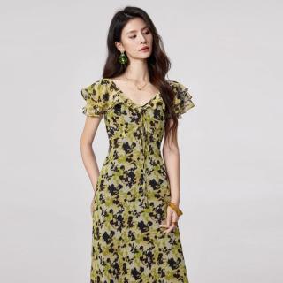 伊华欧秀 度假风浪漫碎花V领连衣裙女夏收腰显瘦长款鱼尾裙