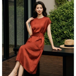 88VIP：晚白 轻奢高级感醋酸天丝提花连衣裙女2026夏新款圆领盖袖收腰长裙