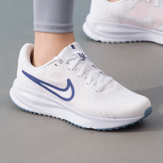 NIKE 女子RUN DEFY时尚百搭运动健身训练休闲跑步鞋HM9593-109