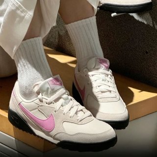 NIKE 女子TERRA MANTA SUEDE复古德训鞋运动休闲鞋IO7802-105