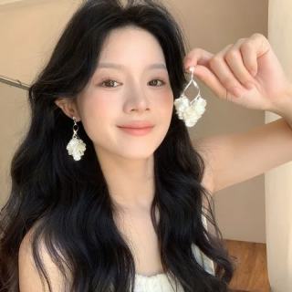 半日逅屿 法式贝壳花瓣流苏耳环女款夏天轻奢小众耳钉高级感无耳洞 贝壳流苏花瓣耳环