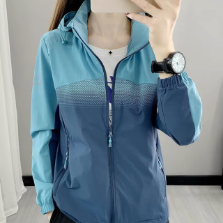 春秋冬季可选户外冲锋衣运动徒步骑行登山服拼色透气弹力防水外套