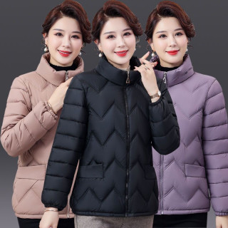 新款女装秋冬棉衣短款妈妈装轻薄款棉服老年人大码外套保暖