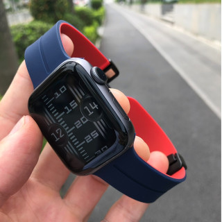 卡客新款双色适用苹果手表applewatch表带s98磁吸折叠扣ultra硅胶