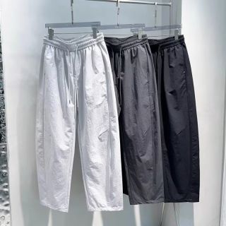 马登 夏季新款日系高街风格男士宽松弯刀裤直筒阔腿长裤立体剪裁休闲裤