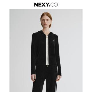 NEXY.CO 25秋季都市休闲时尚撞色拼接定制品牌拉链连帽针织外套女
