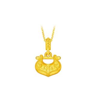 周大福 锁愿吉字四叶草锁包mini版足金黄金吊坠F239197