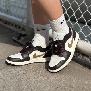 NIKE 女子AIR JORDAN 1复古运动休闲鞋篮球鞋DC0774-200