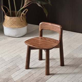 北美黑胡桃实木儿童靠背椅子换鞋凳茶几边凳客厅家用小板凳子矮凳