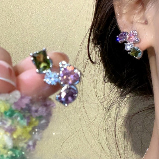 铜合金耳饰 几何彩色耳钉女款轻奢高级感独特耳环ins小众设计饰品